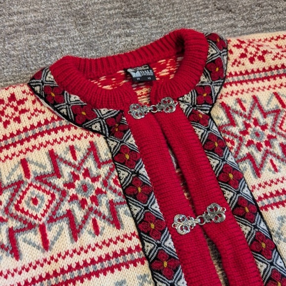 Dale Of Norway Vintage Red and White Patterned Wool Cardigan Sweater XS/38 - Picture 4 of 8